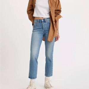 Levis Premium Wedgie Straight Jean Sz 25 Light Wash